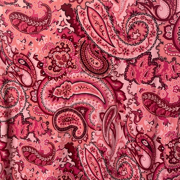 Petite Sophisticate Pink and Red Paisley Blouse size Large - Picture 5 of 9